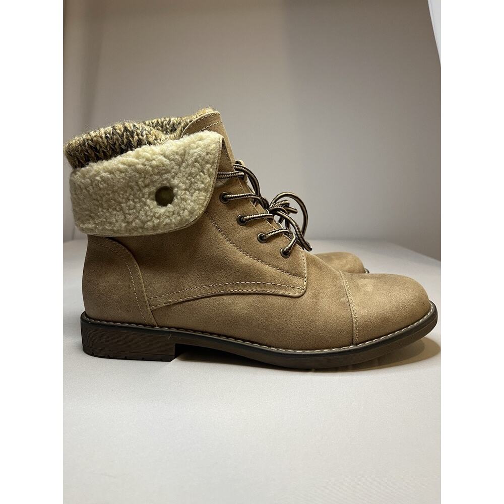 White Mountain Cliffs Winter Booties Lace-Up Size 10 Tan Worn Once - Picture 3 of 6